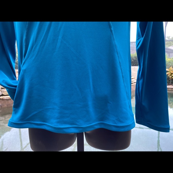 Asics Women’s Favorite Half-Zip Jacket - Picture 6 of 6